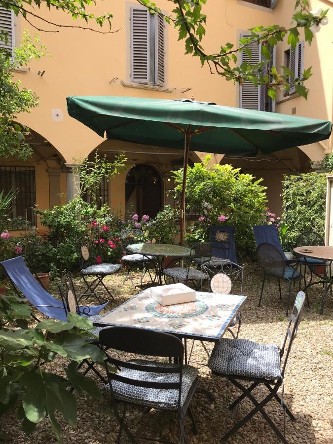 Cynthia'S Garden - Apartment With Private Garden In Santa Croce Florence Ngoại thất bức ảnh