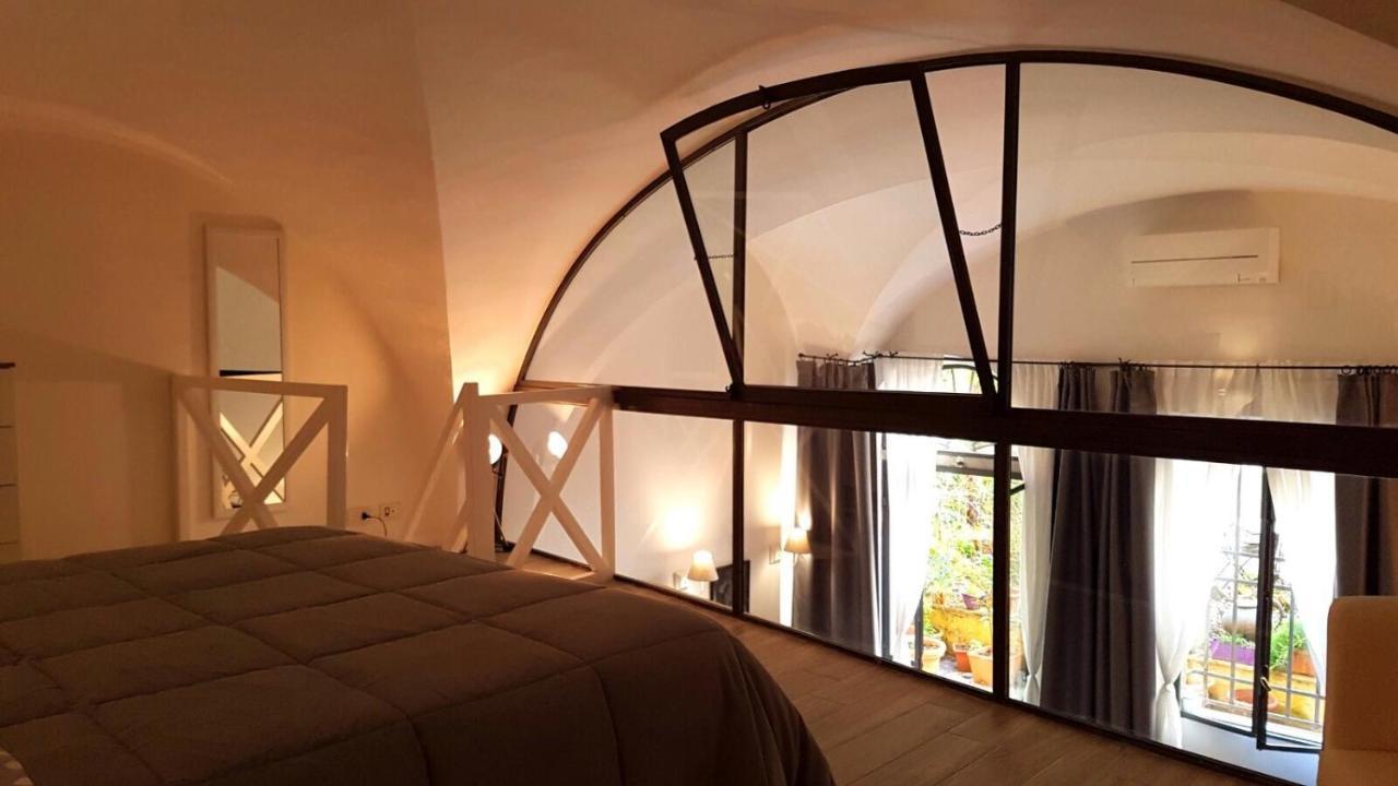 Cynthia'S Garden - Apartment With Private Garden In Santa Croce Florence Ngoại thất bức ảnh