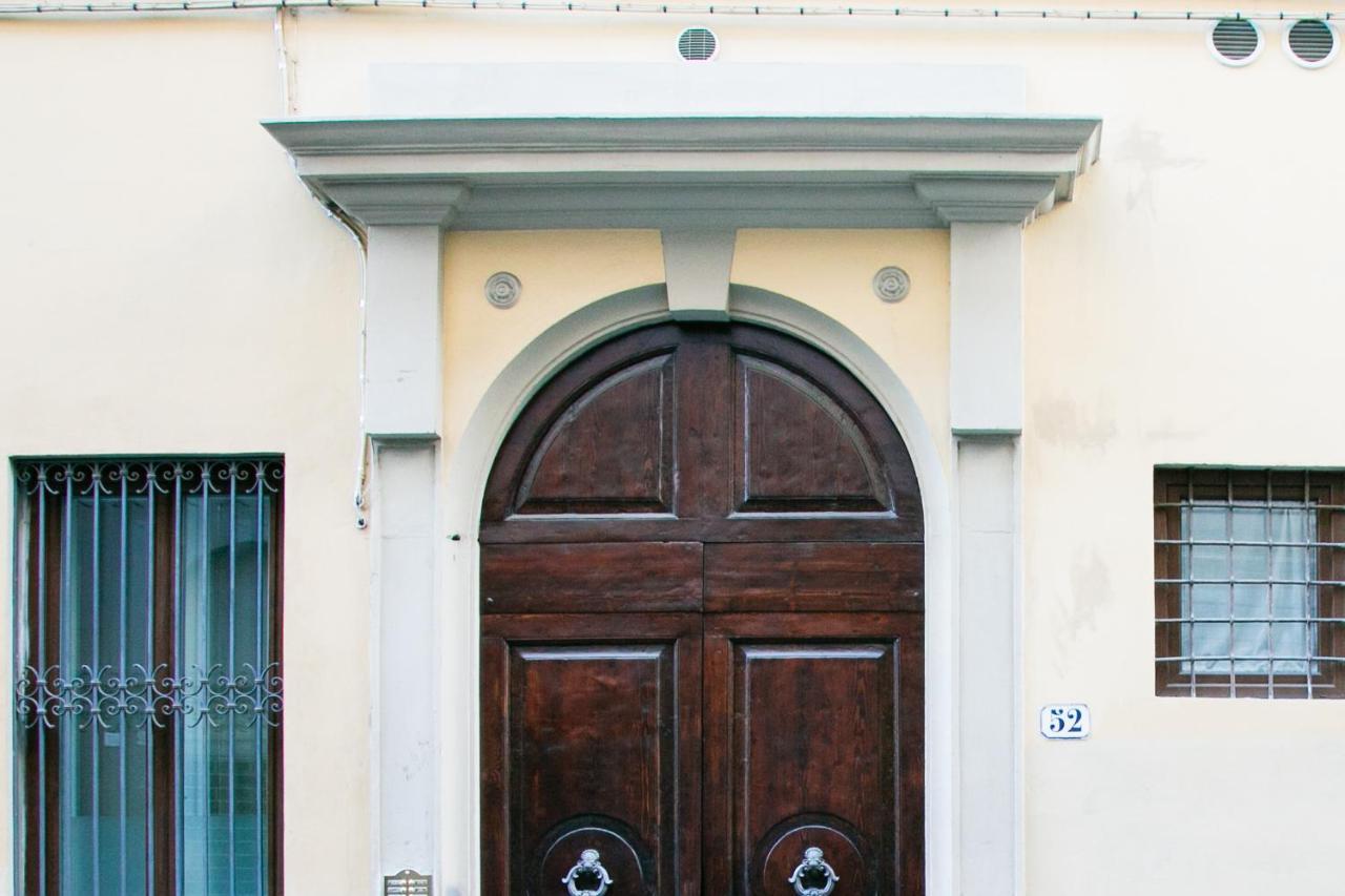 Cynthia'S Garden - Apartment With Private Garden In Santa Croce Florence Ngoại thất bức ảnh