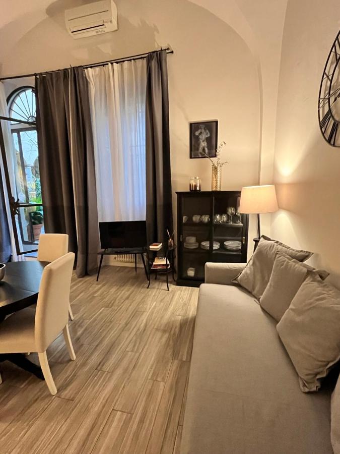 Cynthia'S Garden - Apartment With Private Garden In Santa Croce Florence Ngoại thất bức ảnh